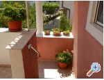 Apartmaji Nana - Vodice Hrvaka