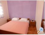 Apartmaji Nana - Vodice Hrvaka
