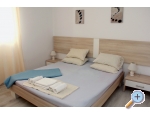 Appartements Petar - Haus - Vodice Kroatien