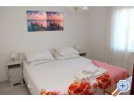 Apartmaji Petar - Hia - Vodice Hrvaka