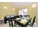 Apartmaji Plima***Srima - Vodice Hrvaka