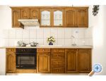 Apartmaji Pongrac - Vodice Hrvaka