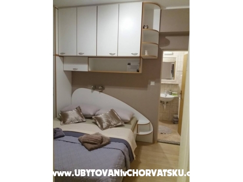 Apartments Roca - Vodice Croatia