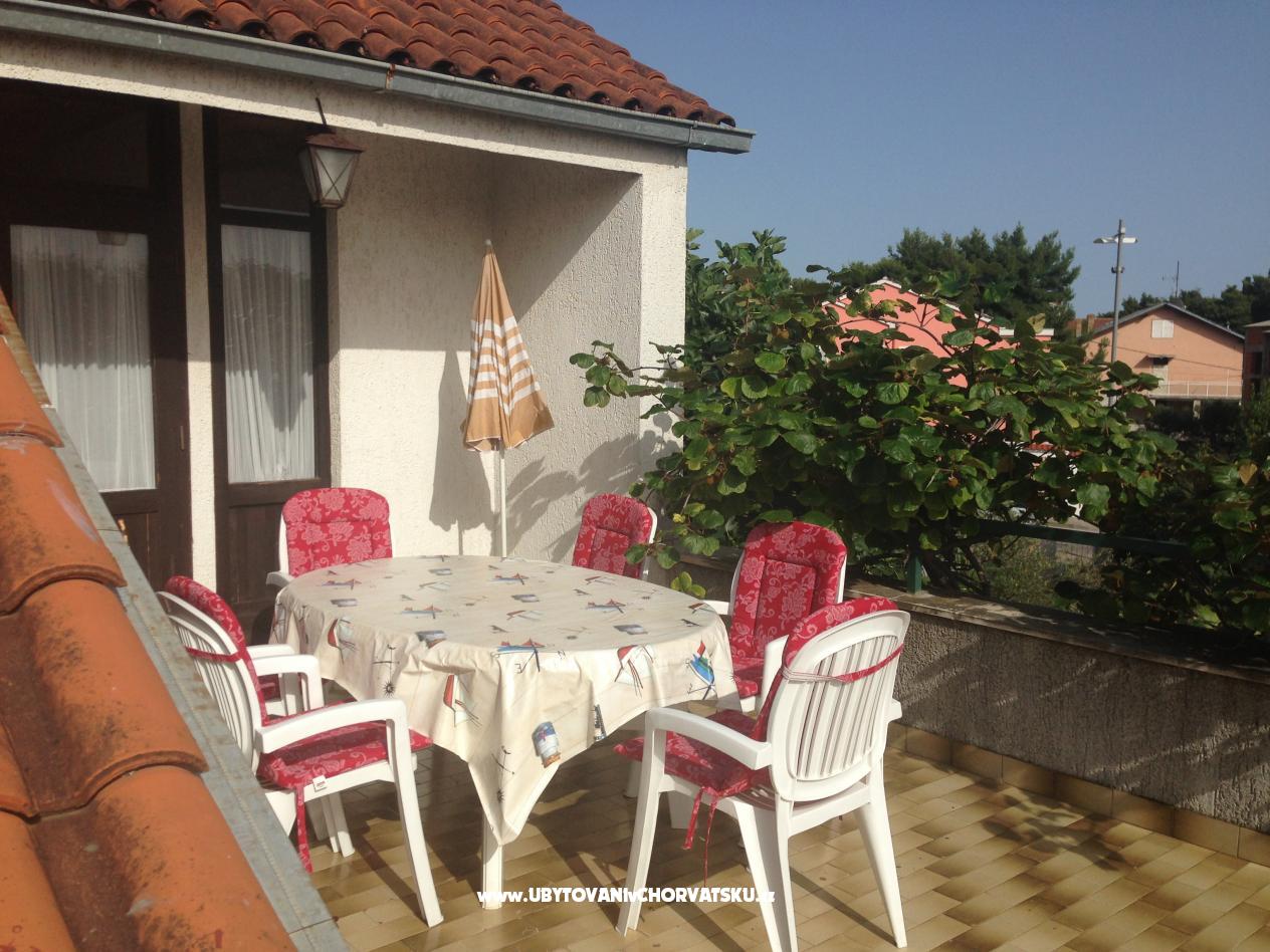 Appartements Slavijo – Ferienwohnung Vodice, Kroatien – Foto 5
