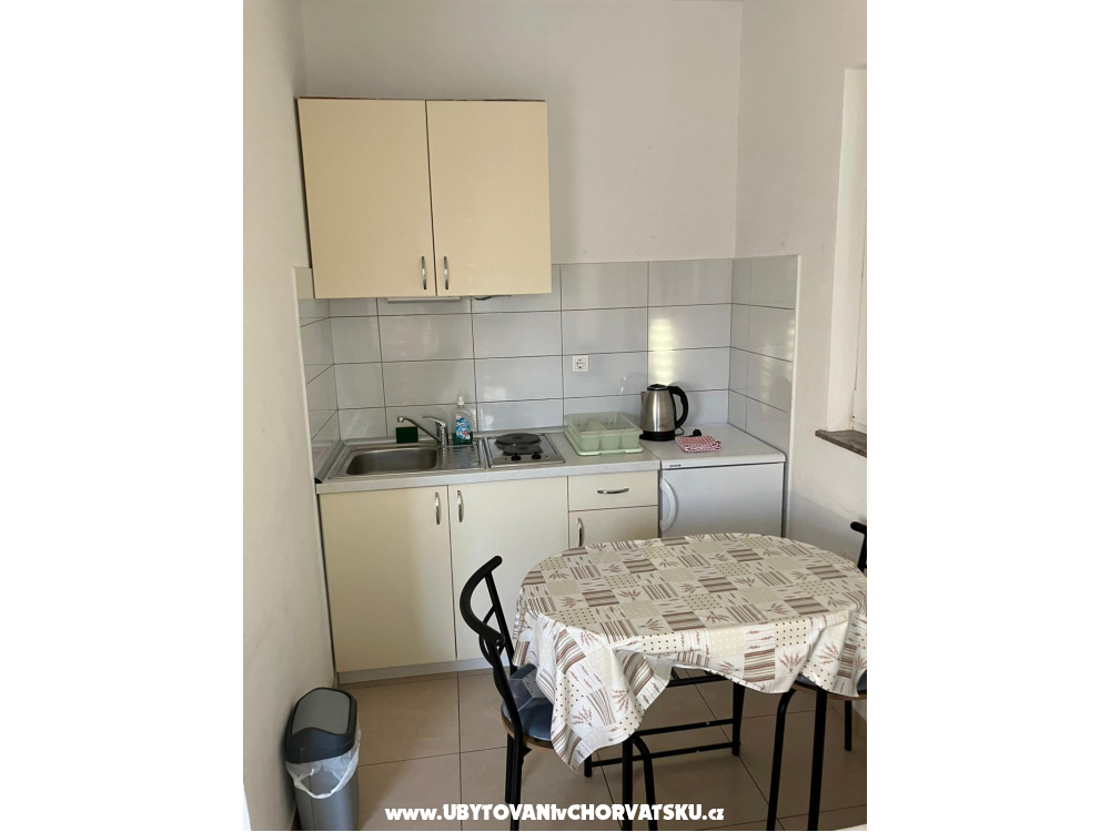 Apartmanok Viktorija i Mate �i�ak - Vodice Horv�torsz�g