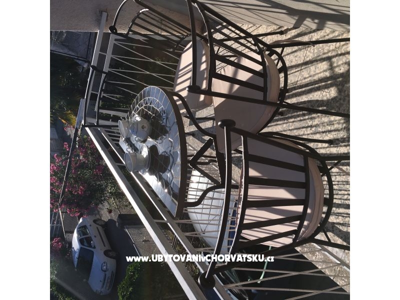 Appartements Villa Maria  – Ferienwohnung Vodice, Kroatien – Foto 17