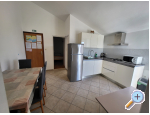 Appartements Vinka - Vodice Kroatien
