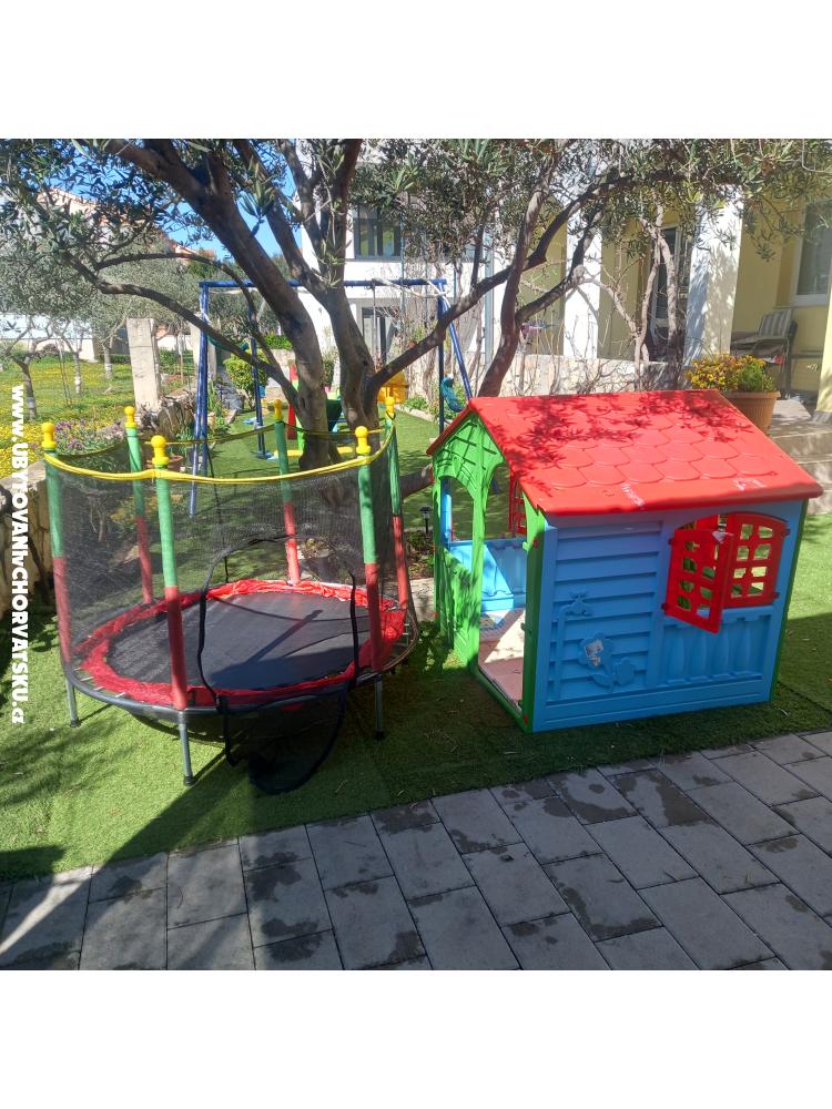 Apartmani Vranjkovi� - Vodice Hrvatska