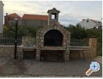 Apartmaji Zeko - Vodice Hrvaka