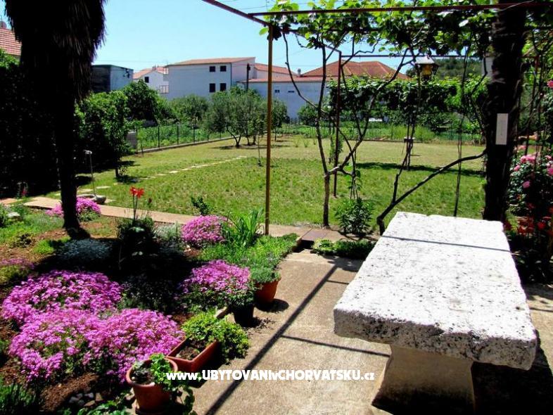 Appartements Zvonimir – Ferienwohnung Vodice, Kroatien – Foto 2