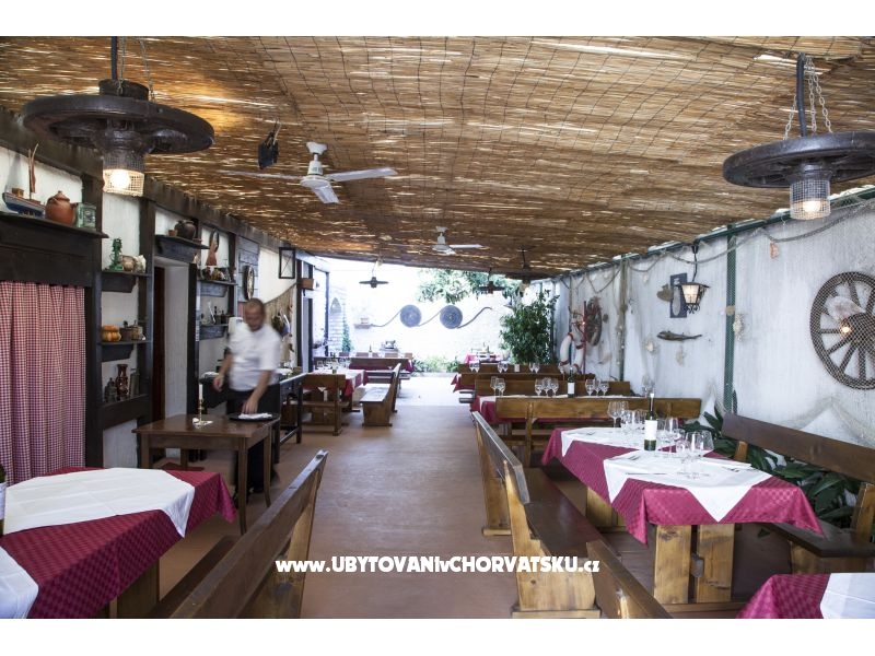 Appartements Alfirev Vodice – Ferienwohnung Vodice, Kroatien – Foto 2