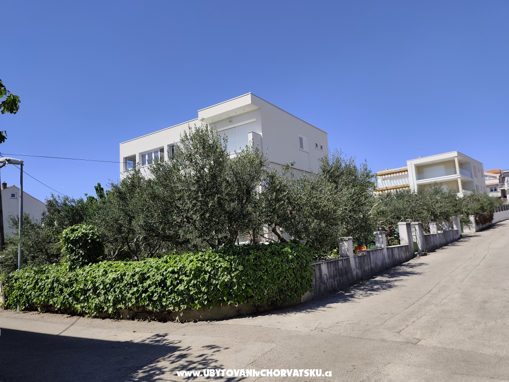 Apartmanok Ivica i Ljuba Cukrov - Vodice Horv�torsz�g