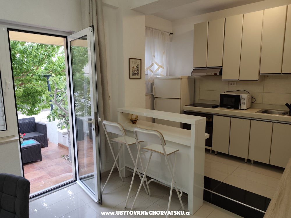 Apartm�ny Ivica i Ljuba Cukrov - Vodice Chorv�tsko