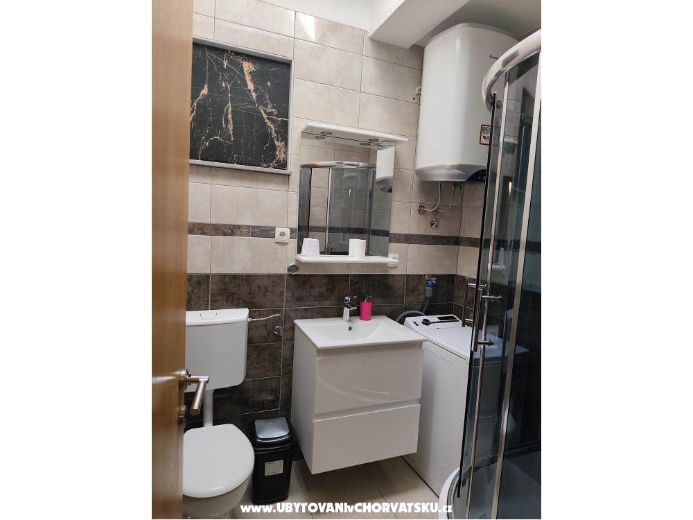 Apartmanok Ivica i Ljuba Cukrov - Vodice Horv�torsz�g