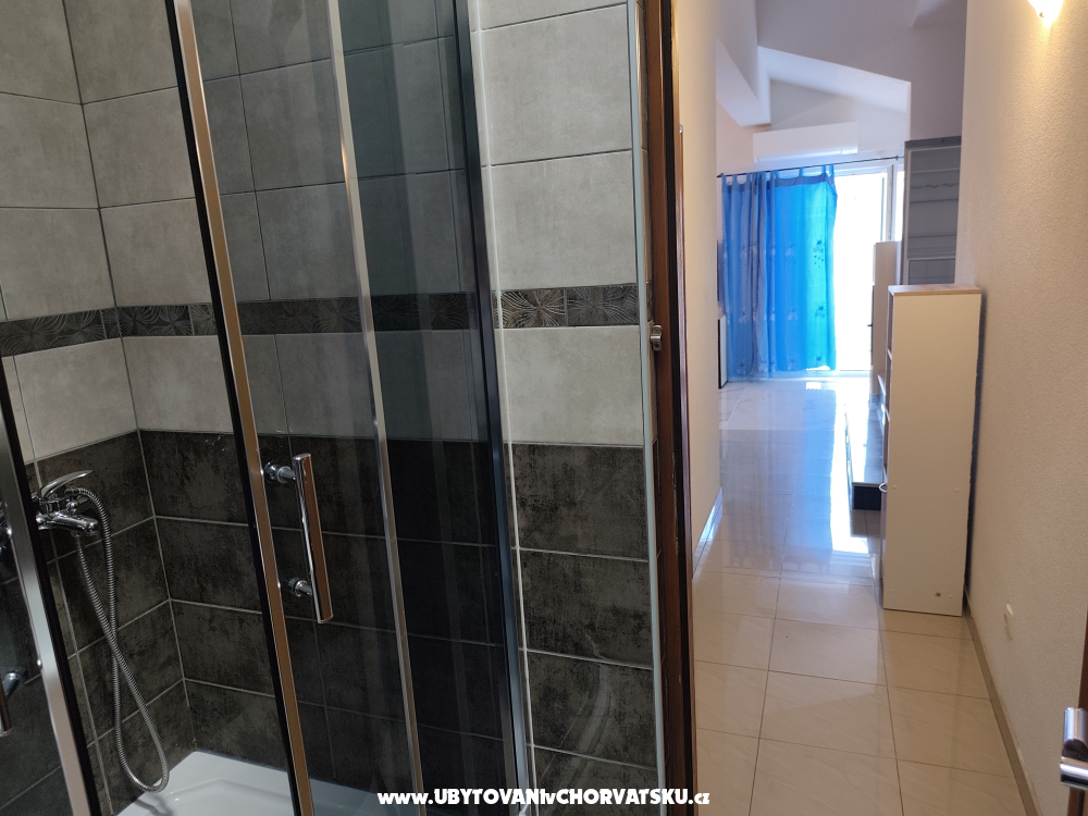 Apartmanok Ivica i Ljuba Cukrov - Vodice Horv�torsz�g