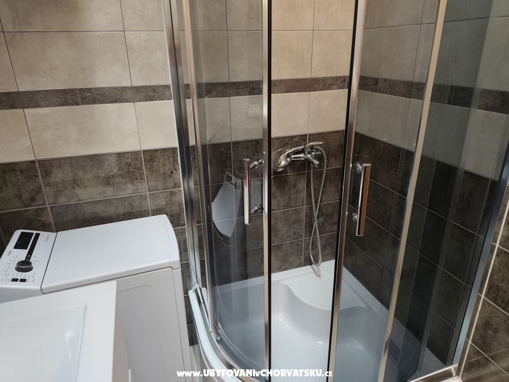 Apartmanok Ivica i Ljuba Cukrov - Vodice Horv�torsz�g