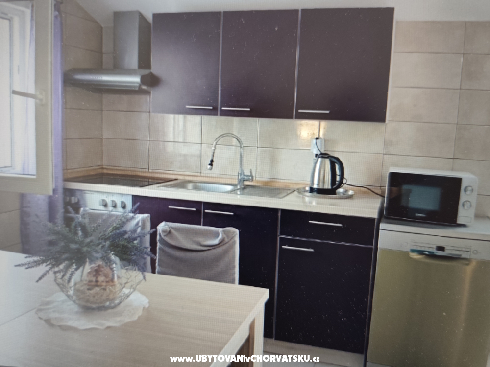 Apartmanok Ivica i Ljuba Cukrov - Vodice Horv�torsz�g