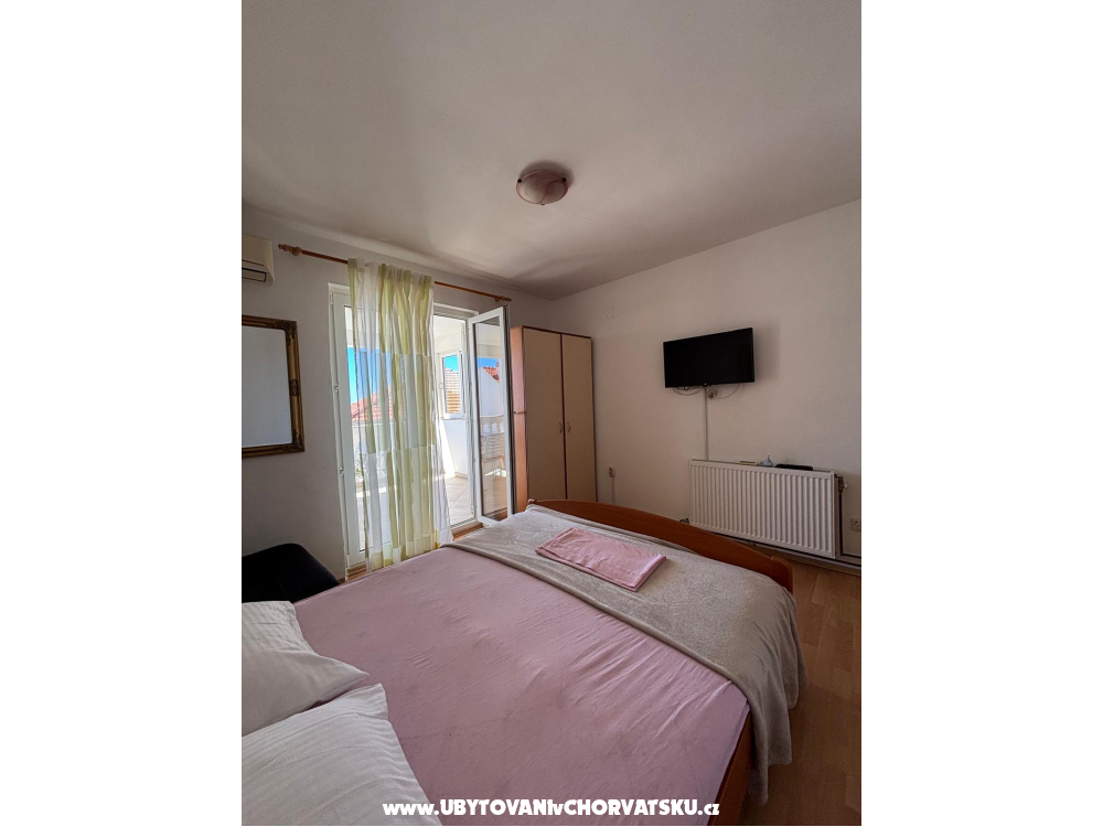 Appartement Ivan (15m from  beach) - Vodice Kroatien