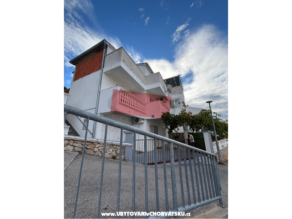 Appartement Ivan (15m from  beach) - Vodice Kroatien