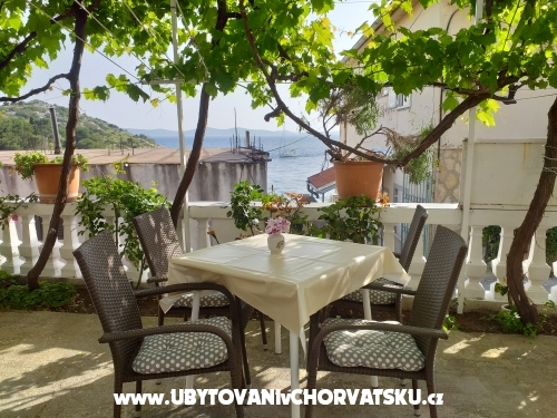 Appartement Ivan (15m from  beach) - Vodice Croatie