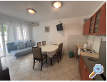 Appartement Ivan (15m from  beach) - Vodice Kroatien