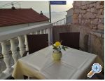 Apartma Ivan (15m from  beach) - Vodice Hrvaka