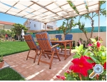 Appartement Zadro - Vodice Kroatien