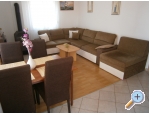 Apartmaji Ana - Vodice Hrvaka