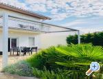 Apartmaji Arny - Vodice Hrvaka