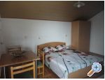 Apartmaji - Emelie - Vodice Hrvaka