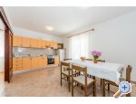 Apartmaji Marko - Vodice Hrvaka