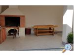 Apartmaji Stipaniev - Vodice Hrvaka