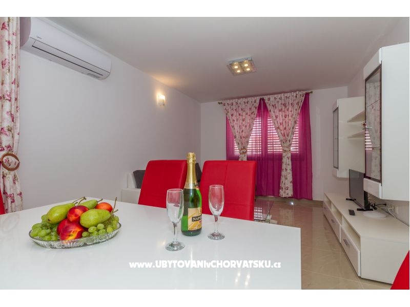 Ferienwohnungen Villa Ines – Ferienwohnung Vodice, Kroatien – Foto 2