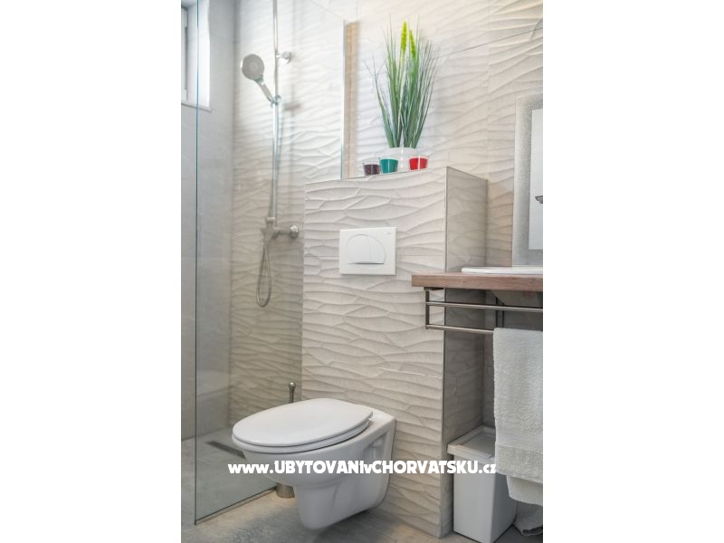 Beach Villa mit Pool Tribunj – Ferienwohnung Vodice, Kroatien – Foto 12