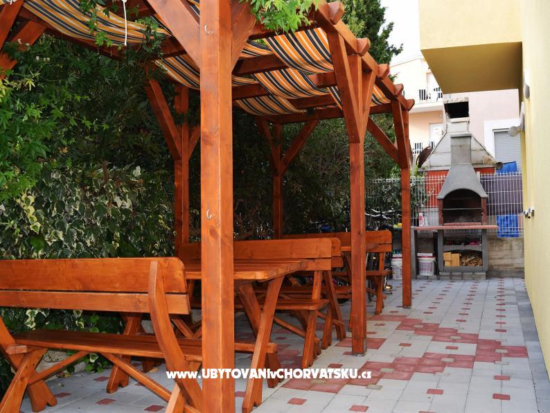 Iva Appartements – Ferienwohnung Vodice, Kroatien – Foto 3