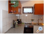 Apartmaji  IVAN - Vodice Hrvaka