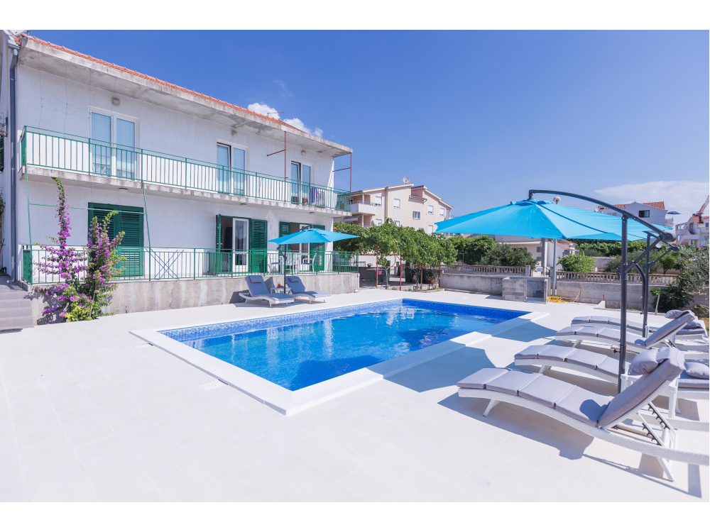 Neda Appartamenti - Vodice Croazia