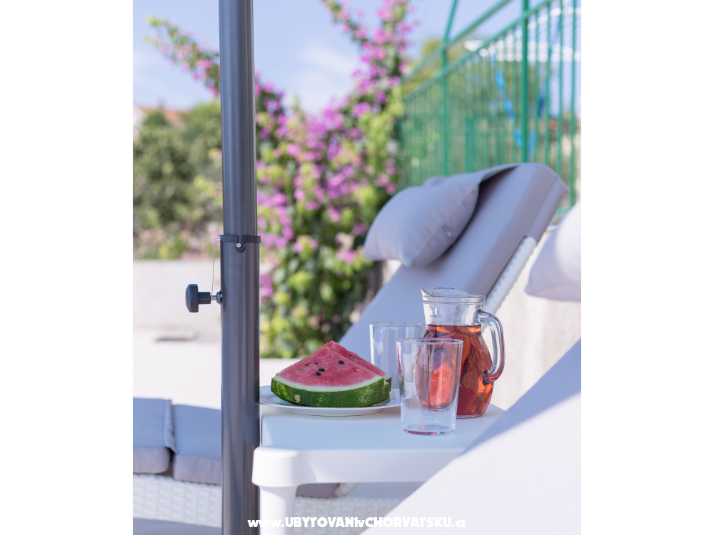 Neda Appartamenti - Vodice Croazia