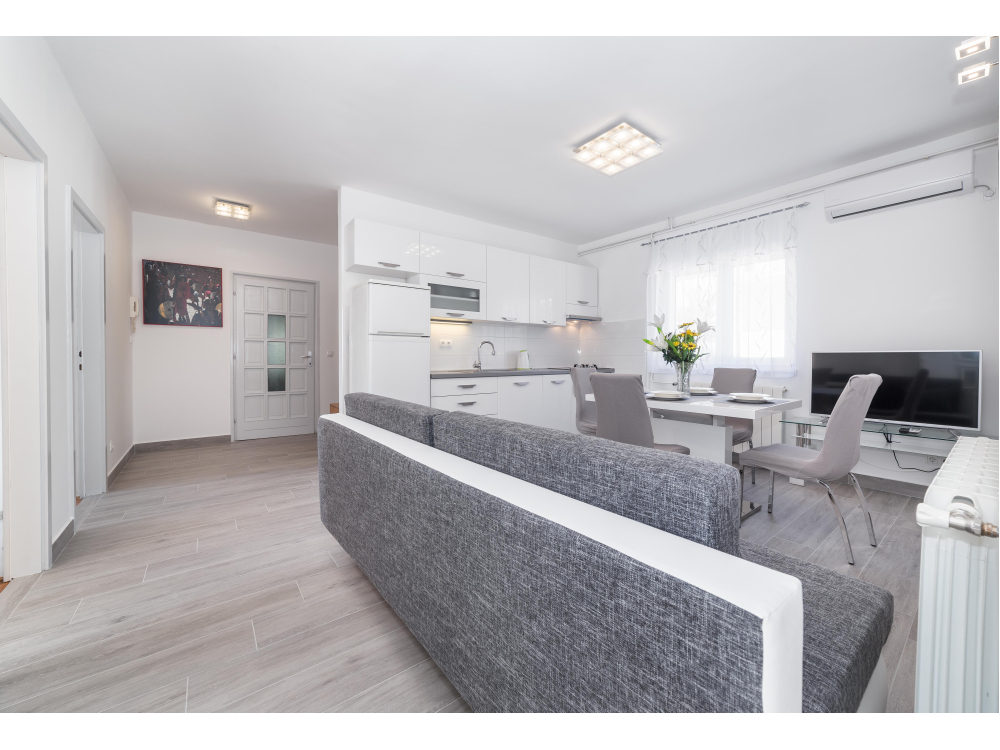 Neda Appartamenti - Vodice Croazia