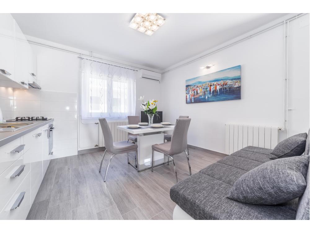 Neda Appartamenti - Vodice Croazia