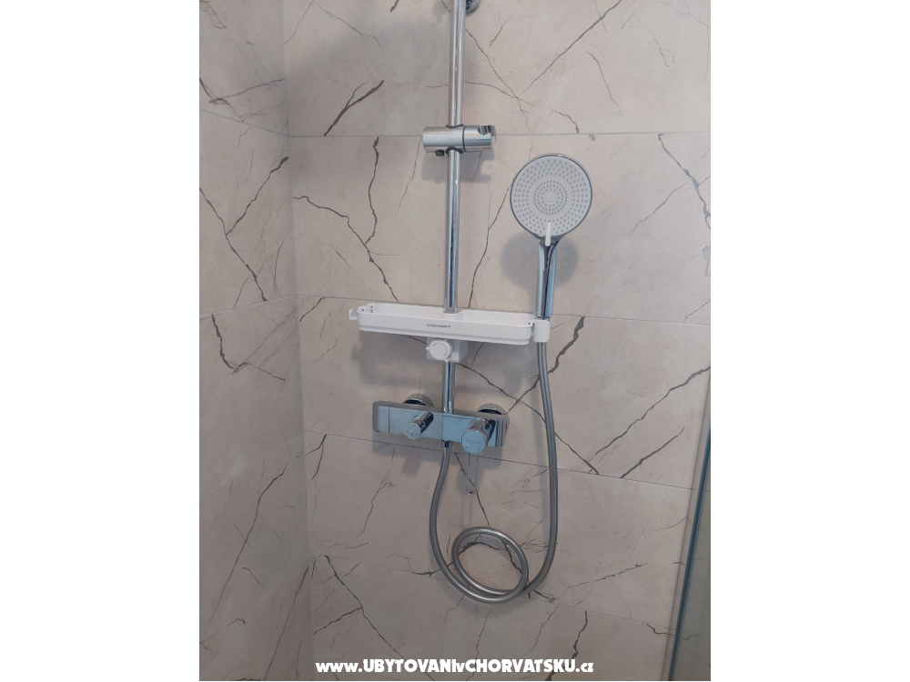 Neda Appartamenti - Vodice Croazia