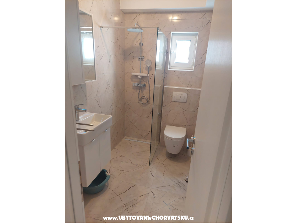 Neda Appartamenti - Vodice Croazia