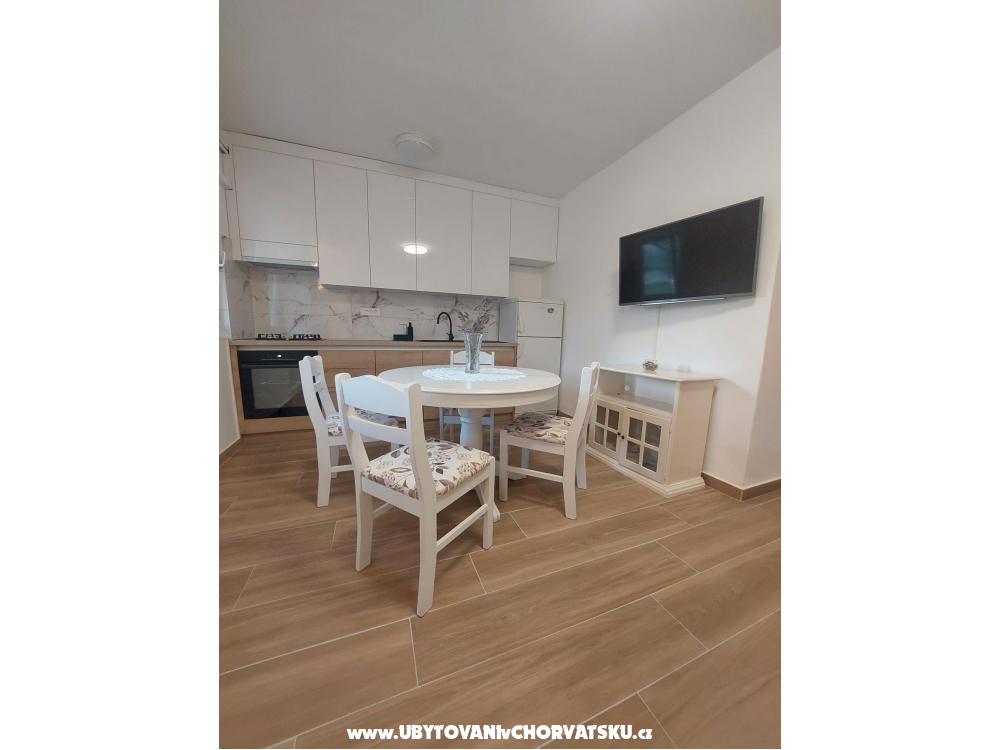 Neda Appartamenti - Vodice Croazia