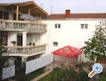 Apartmaji Vulin - Vodice Hrvaka