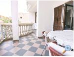 Apartmaji Vulin - Vodice Hrvaka