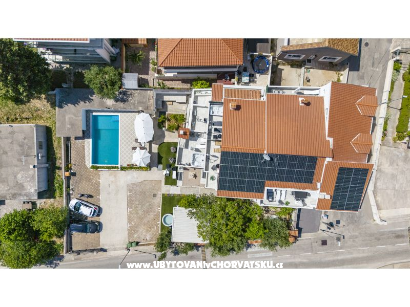 Vila s bazenom i jacuzzijima – Ferienwohnung Vodice, Kroatien – Foto 10