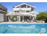 Vila s bazenom i jacuzzijima – Vodice – Vorschau 2