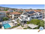 Vila s bazenom i jacuzzijima – Vodice – Vorschau 3