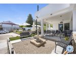 Vila s bazenom i jacuzzijima – Vodice – Vorschau 5