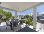 Vila s bazenom i jacuzzijima – Vodice – Vorschau 6